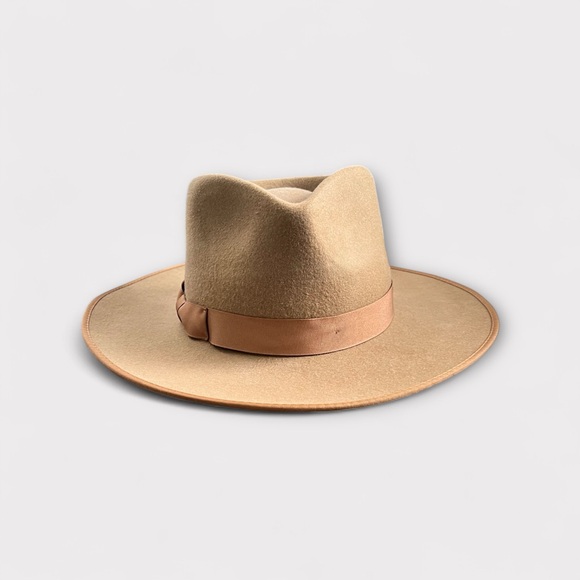 Gigi Pip Monroe Rancher - Picture 5 of 13